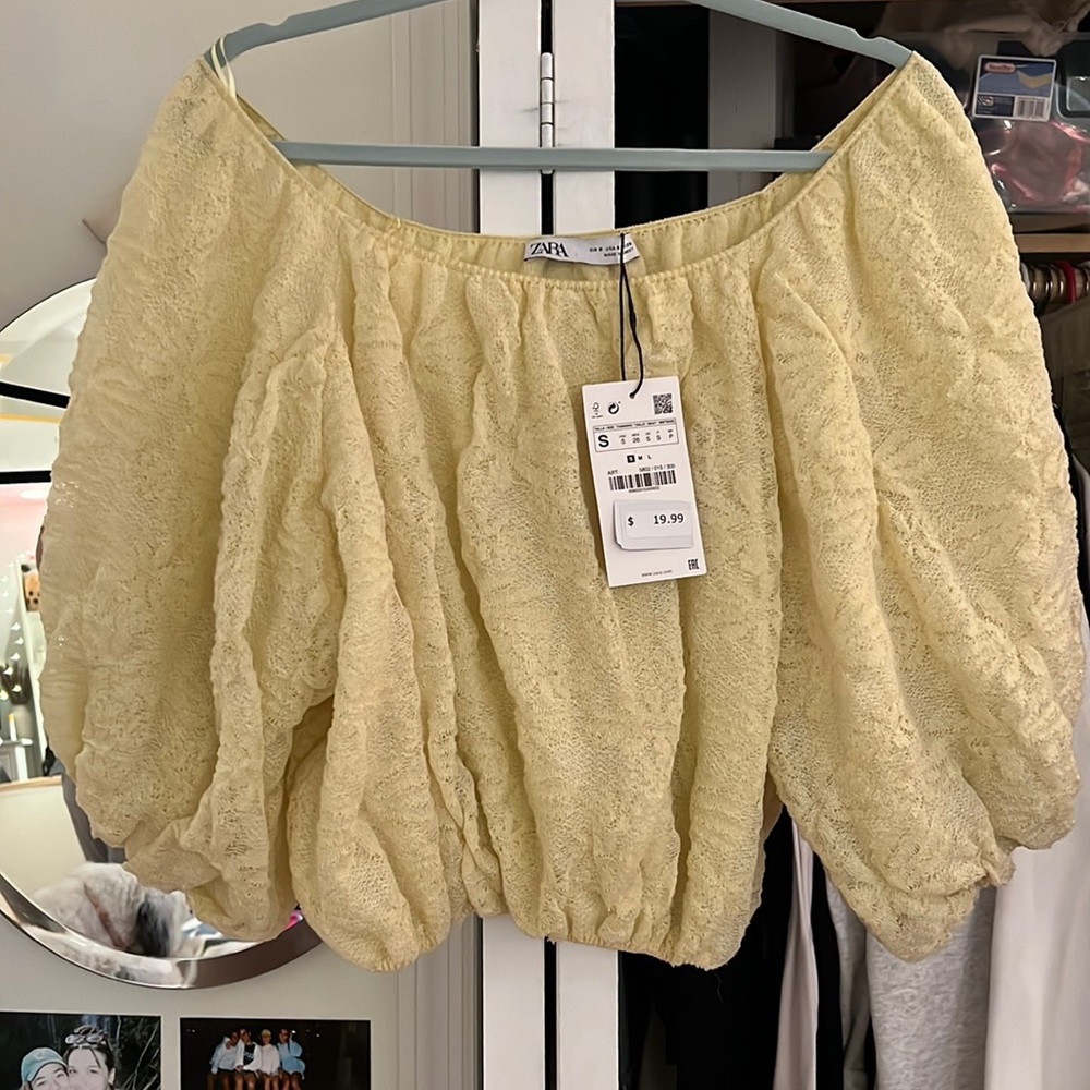 Zara Off the Shoulder Puffed Sleeve Blouse